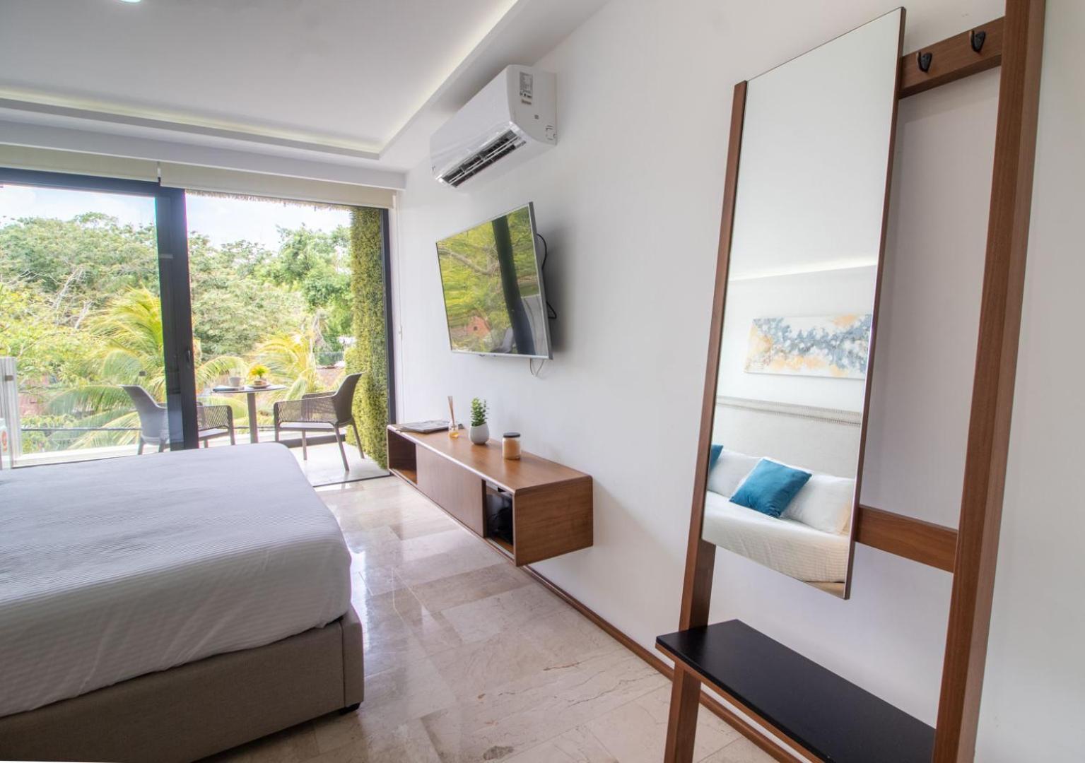 One Paralia Playa del Carmen Room photo